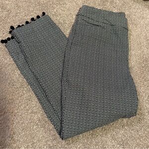 Chico's Black + White Polka Dot So Slimming Women’s Capri Pom Pom Hem Crop Pants